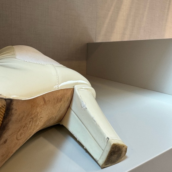 Pre-owned Chanel Patent White Ivory Booties ankle boots size 37 - Picture 3 of 7